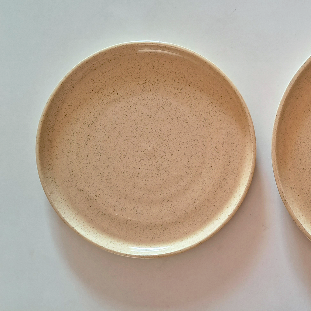 Platos redondos 20cm/24cm moteado ligero