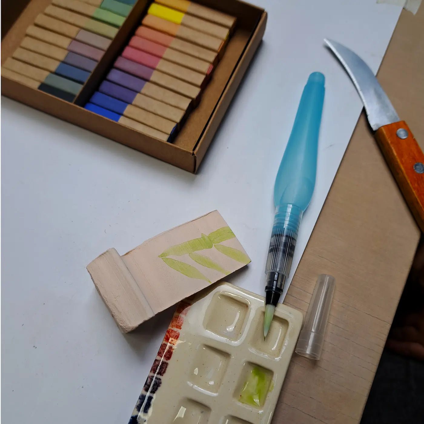 Tizas ceramicas de alta y baja temperatura - estudio quiral